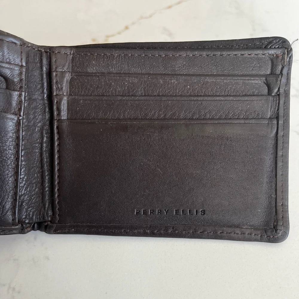 Perry Ellis Mens Wallet Dark Brown Leather